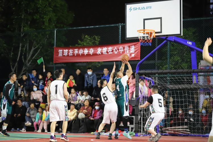 伊转会利